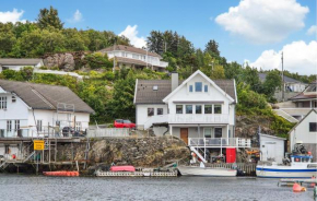 Nice Apartment In Steinsland With House Sea View